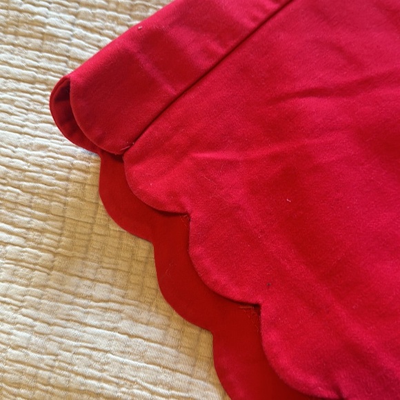 Red-Pink Scallop Shorts - Picture 4 of 5